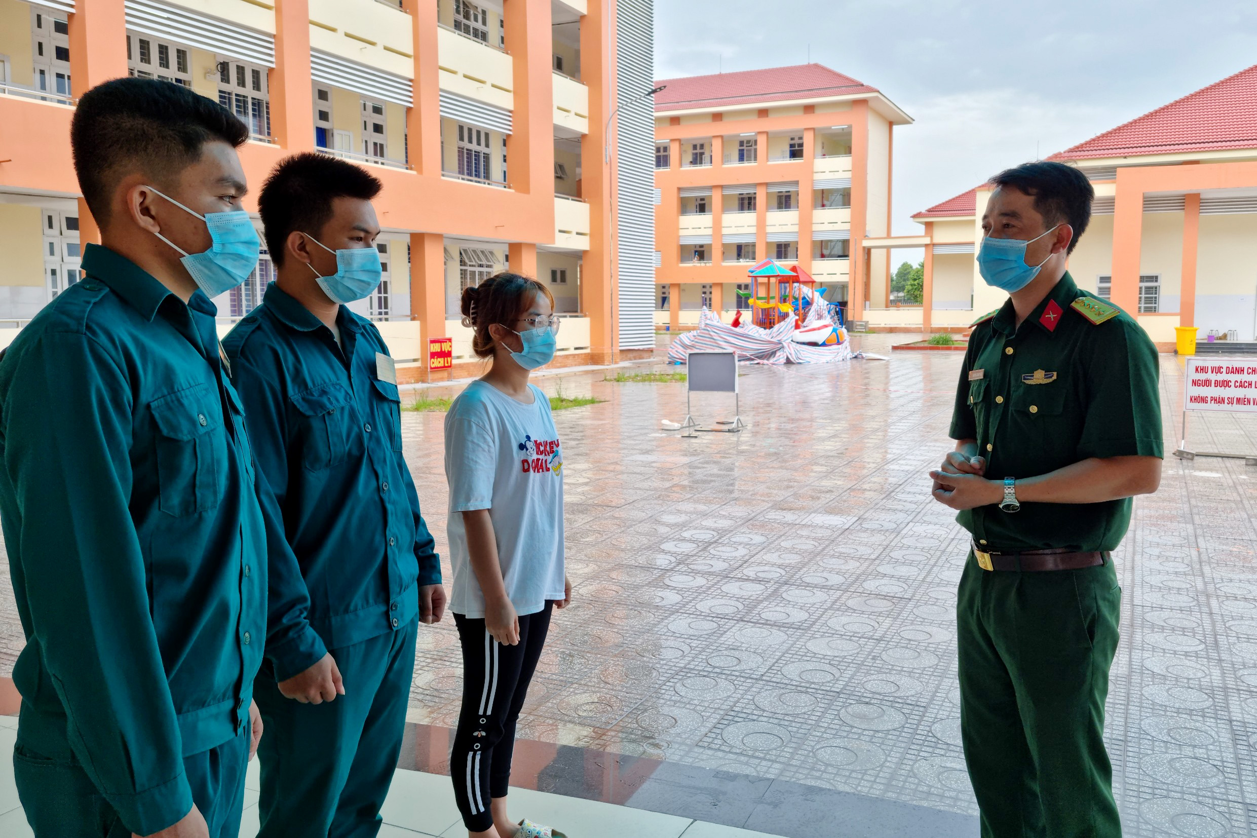 Hai lần xung phong chống dịch

